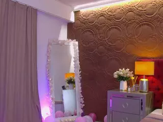 IrisMonn's Live Sex Cam Show
