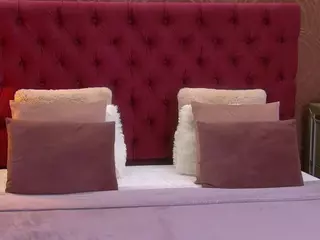 IrisMonn's Live Sex Cam Show