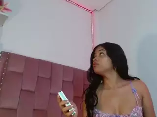 DAFNNEE-ROSS's Live Sex Cam Show