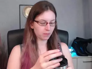 emmaTease94's Live Sex Cam Show