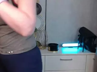 emmaTease94's Live Sex Cam Show