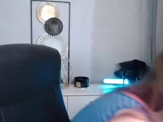 emmaTease94's Live Sex Cam Show