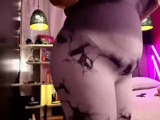 GirlAmada's Live Sex Cam Show