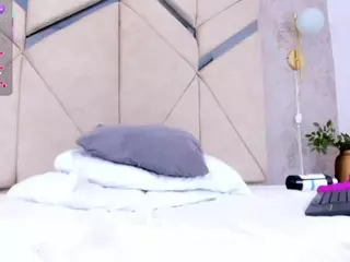 - L I L I T -'s Live Sex Cam Show