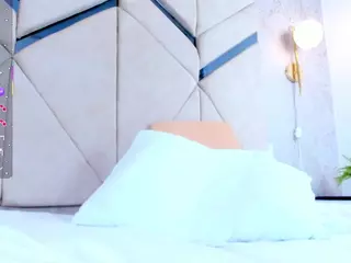 - L I L I T -'s Live Sex Cam Show