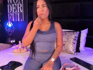 MarianaaSantos's Live Sex Cam Show