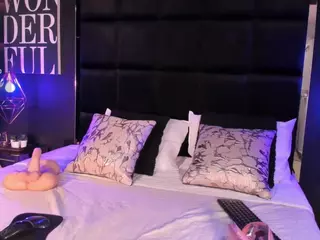 MarianaaSantos's Live Sex Cam Show