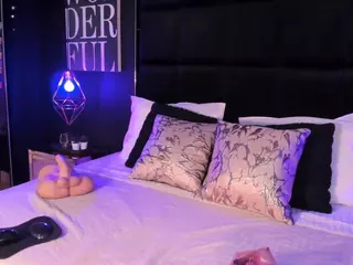MarianaaSantos's Live Sex Cam Show
