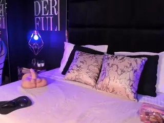 MarianaaSantos's Live Sex Cam Show