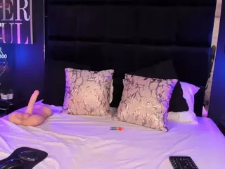 MarianaaSantos's Live Sex Cam Show