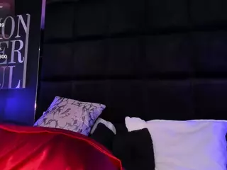 MarianaaSantos's Live Sex Cam Show