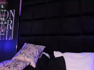 MarianaaSantos's Live Sex Cam Show