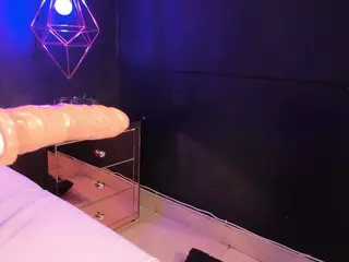 MarianaaSantos's Live Sex Cam Show