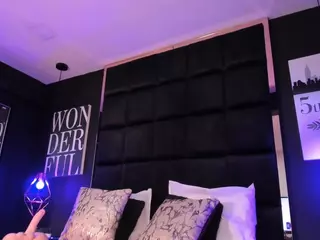 MarianaaSantos's Live Sex Cam Show