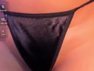 MarianaaSantos's Live Sex Cam Show