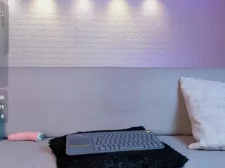 Millyy-Bakerr's Live Sex Cam Show