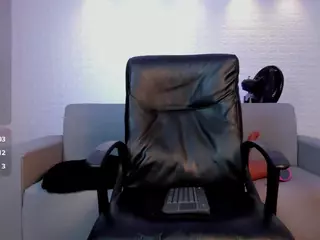 Millyy-Bakerr's Live Sex Cam Show