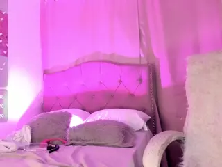 CharlotteLovee's Live Sex Cam Show