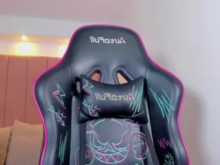 cloe-gale's Live Sex Cam Show