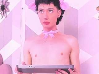 Live cam show with KylieMonet