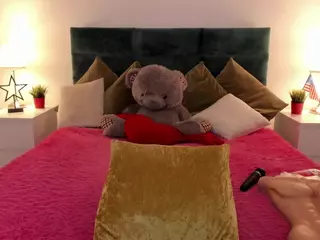 missAngellinaA's Live Sex Cam Show