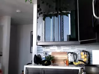Phoenix Riley's Live Sex Cam Show