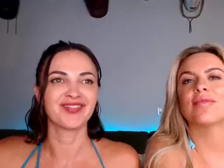 Phoenix Riley's Live Sex Cam Show