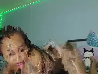 YazminRoyal's Live Sex Cam Show