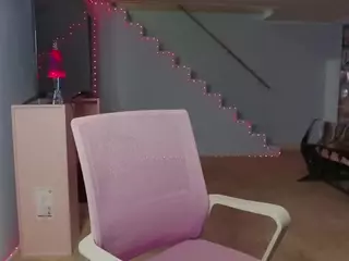 YazminRoyal's Live Sex Cam Show