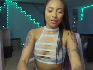 YazminRoyal's Live Sex Cam Show