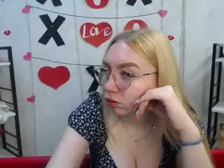 BeatriceFly's Live Sex Cam Show