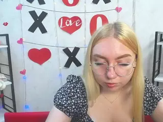 BeatriceFly's Live Sex Cam Show