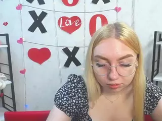 BeatriceFly's Live Sex Cam Show