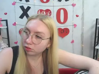 BeatriceFly's Live Sex Cam Show