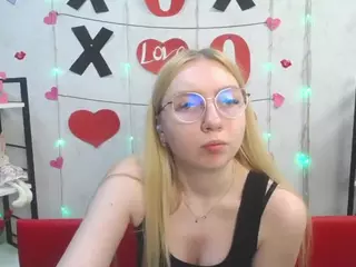 BeatriceFly's Live Sex Cam Show