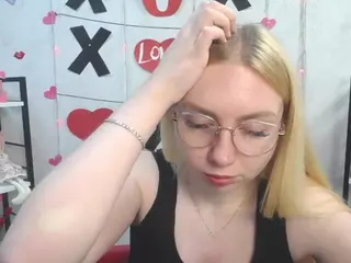 BeatriceFly's Live Sex Cam Show