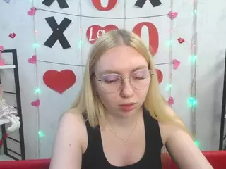 BeatriceFly's Live Sex Cam Show