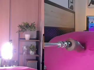 Cinnamon Afrodit's Live Sex Cam Show