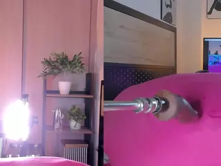 Cinnamon Afrodit's Live Sex Cam Show