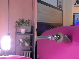 Cinnamon Afrodit's Live Sex Cam Show
