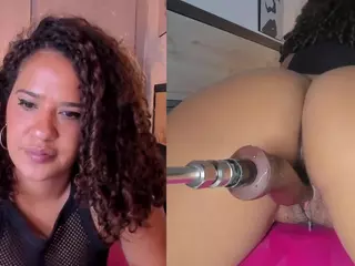 Cinnamon Afrodit's Live Sex Cam Show