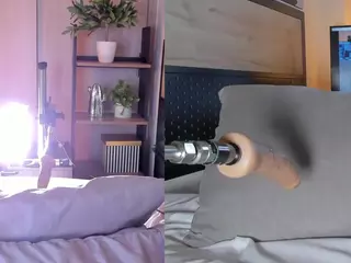 Cinnamon Afrodit's Live Sex Cam Show