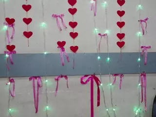 EllaBonito's Live Sex Cam Show