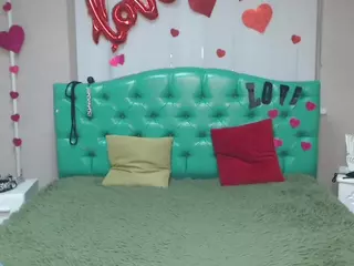 IsabelBlackberry's Live Sex Cam Show