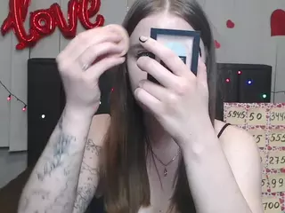 LauraHlot's Live Sex Cam Show