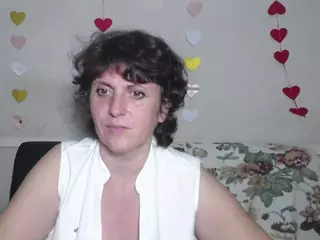 LuciaMii's Live Sex Cam Show