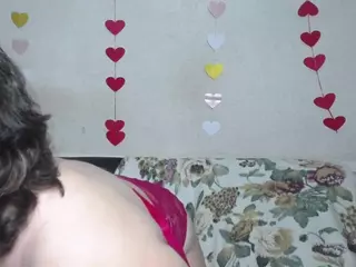 LuciaMii's Live Sex Cam Show