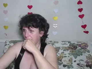 LuciaMii's Live Sex Cam Show