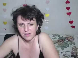 LuciaMii's Live Sex Cam Show