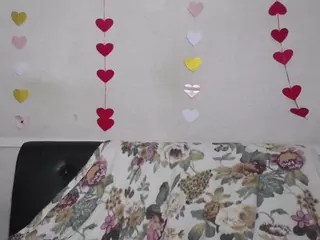 LuciaMii's Live Sex Cam Show